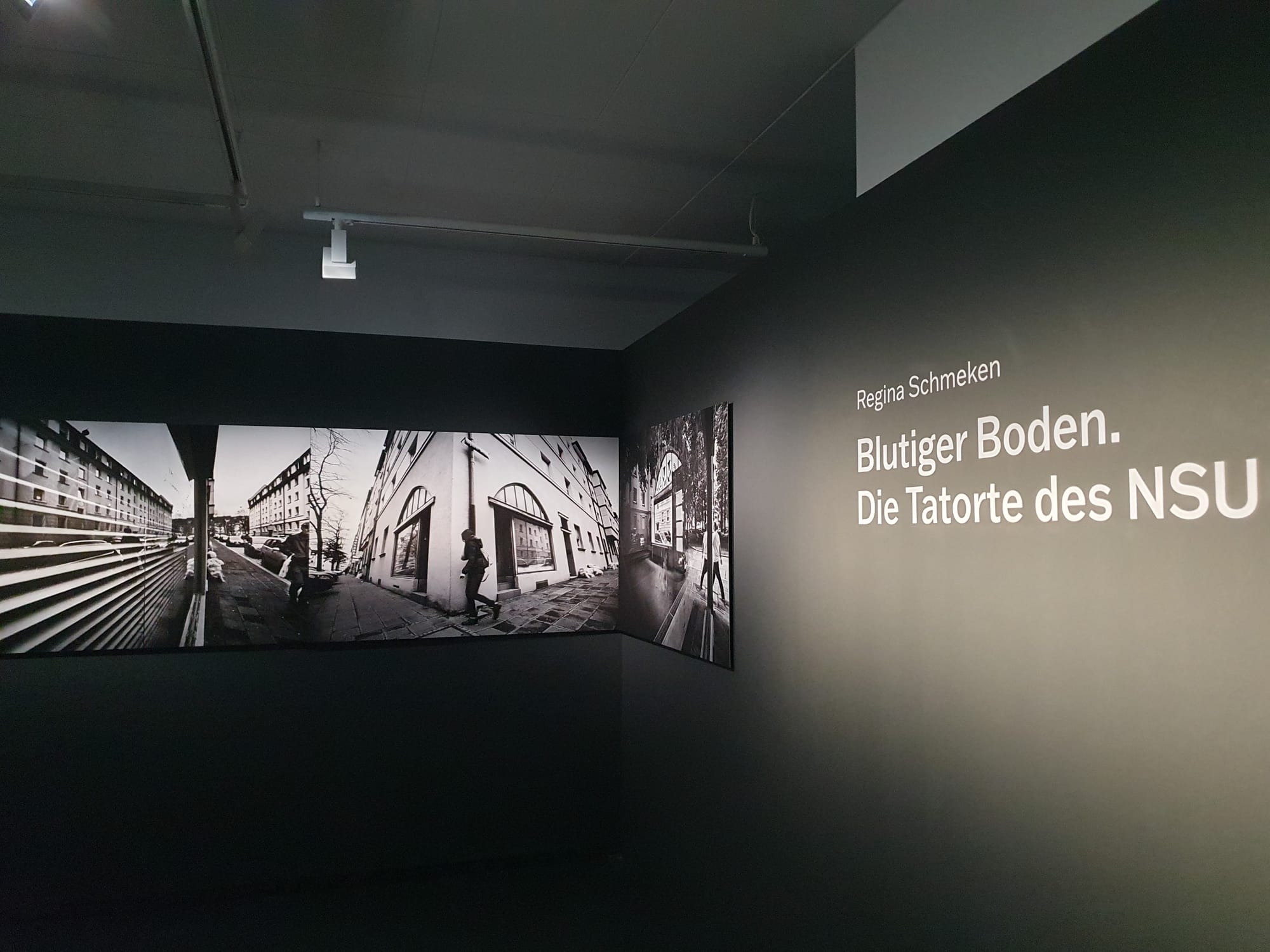 Regina Schmeken: "Blutiger Boden. Die Tatorte des NSU"